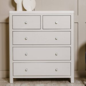 Folsom Wooden Chest Of 5 Drawers In Natural